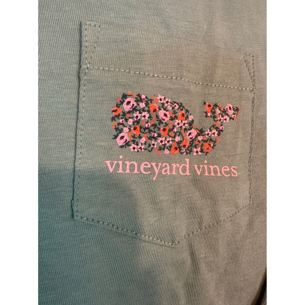 Vineyard Vines Womens Sage Lydia Ditsy Whale Fill LS Pocket T-Shirt 2V003534-387 - Picture 3 of 9